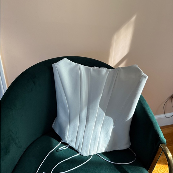 White corset XS-S - Picture 3 of 6